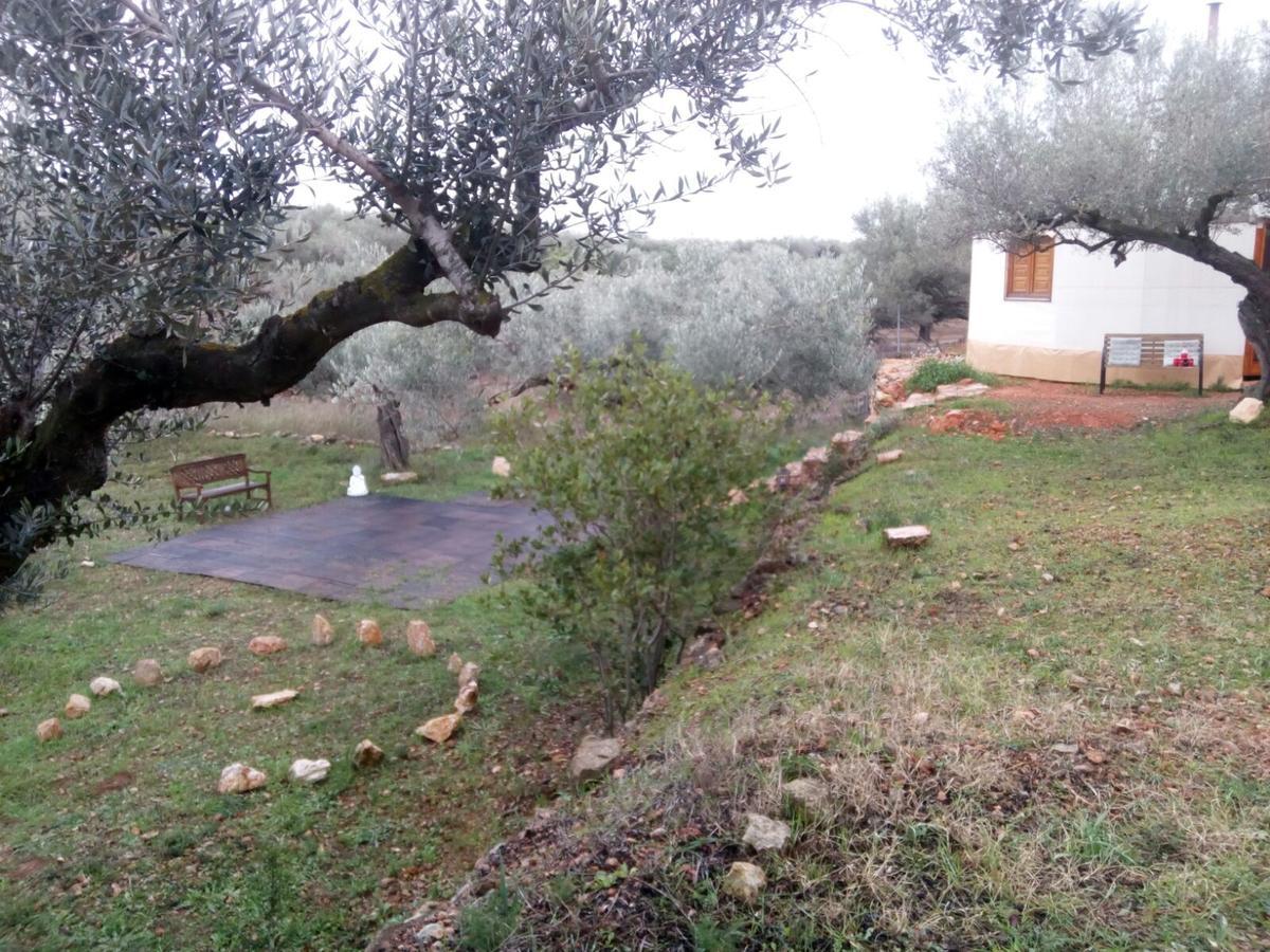 Hotel Yurta Mongola Delta Del Ebro Camarles Exterior foto